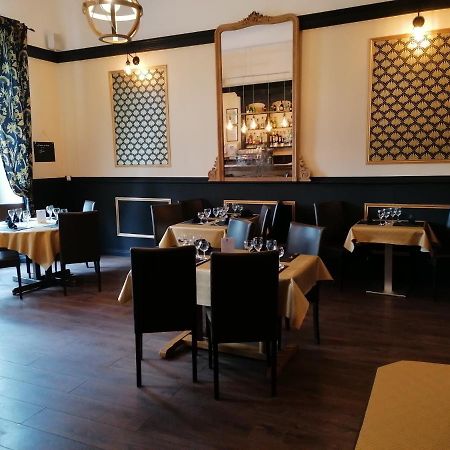 Hostellerie De La Quenoeuille Marquise Eksteriør billede