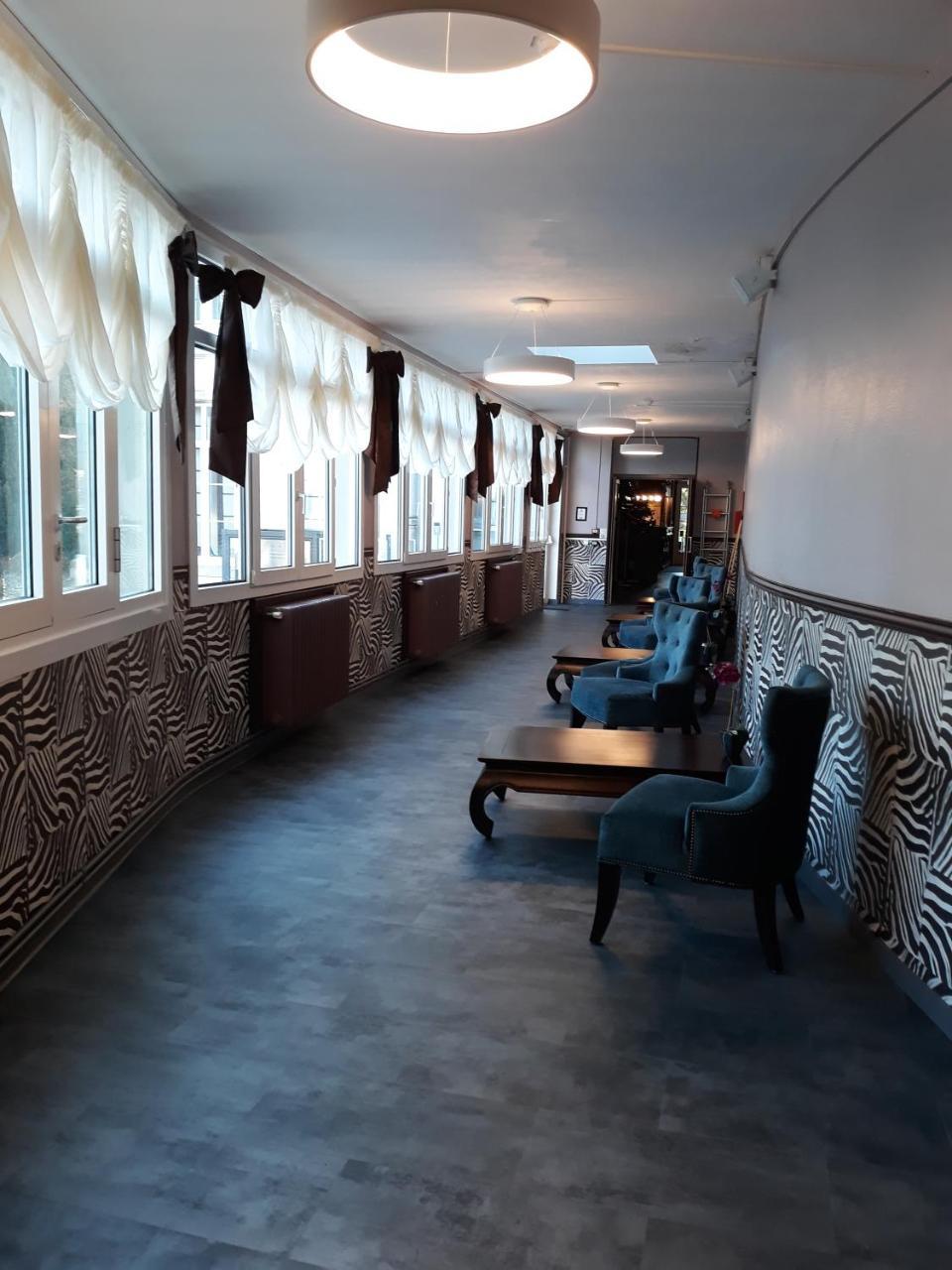 Hostellerie De La Quenoeuille Marquise Eksteriør billede