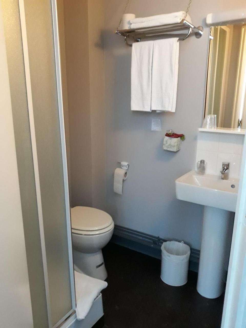 Hostellerie De La Quenoeuille Marquise Eksteriør billede