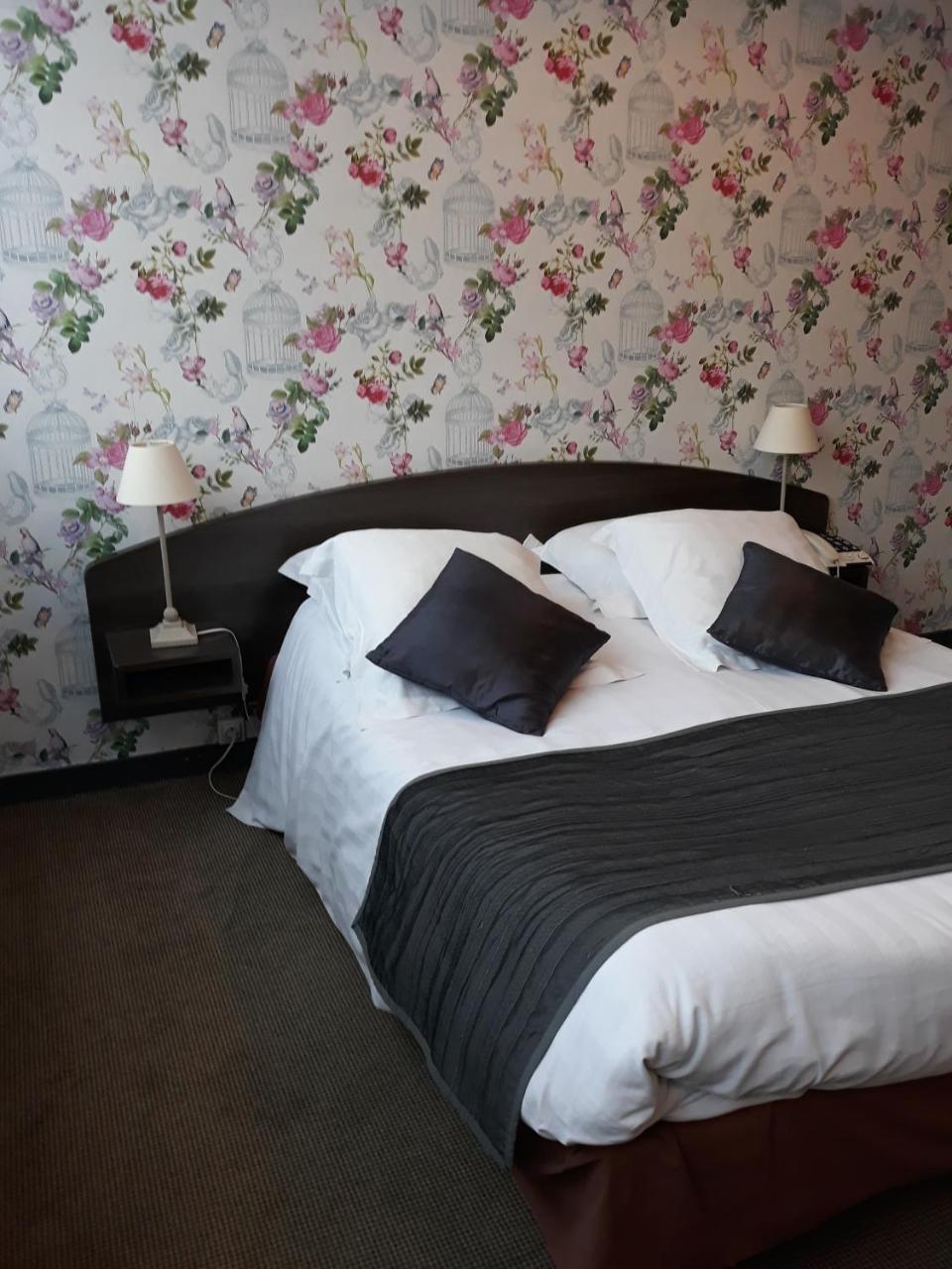 Hostellerie De La Quenoeuille Marquise Eksteriør billede